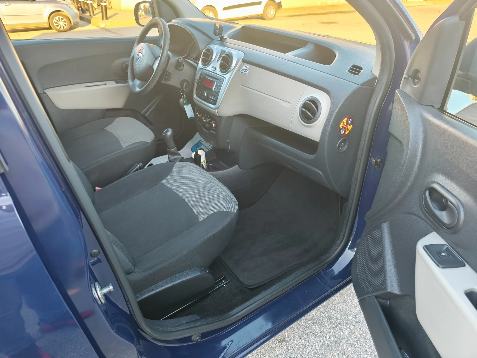 Dacia Dokker 1, 2i Turbo 115кс КЛИМАТИК ШВЕЙЦАРИЯ | Mobile.bg — изображение 16