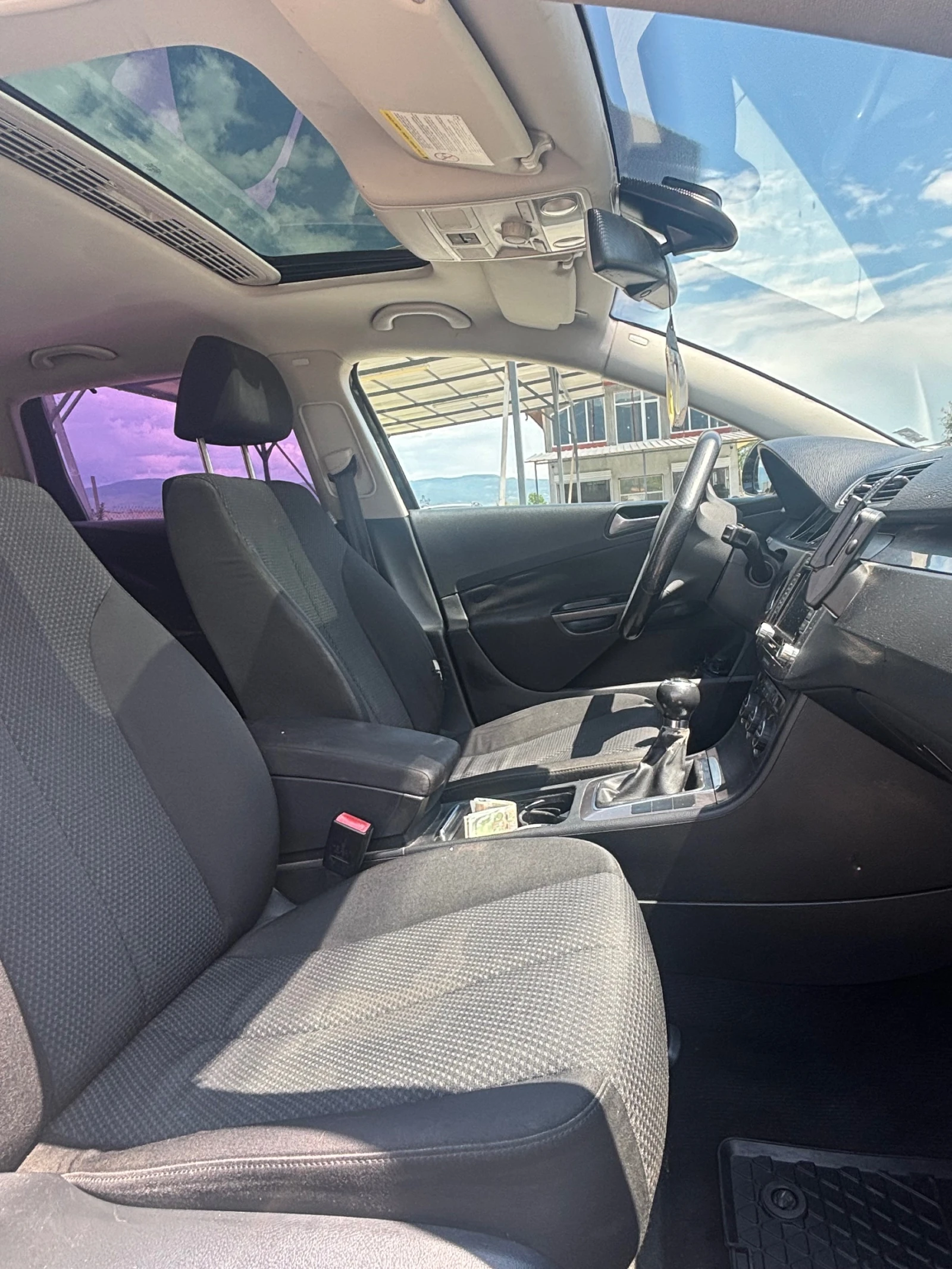 VW Passat 2.0 TDI CR  - изображение 10