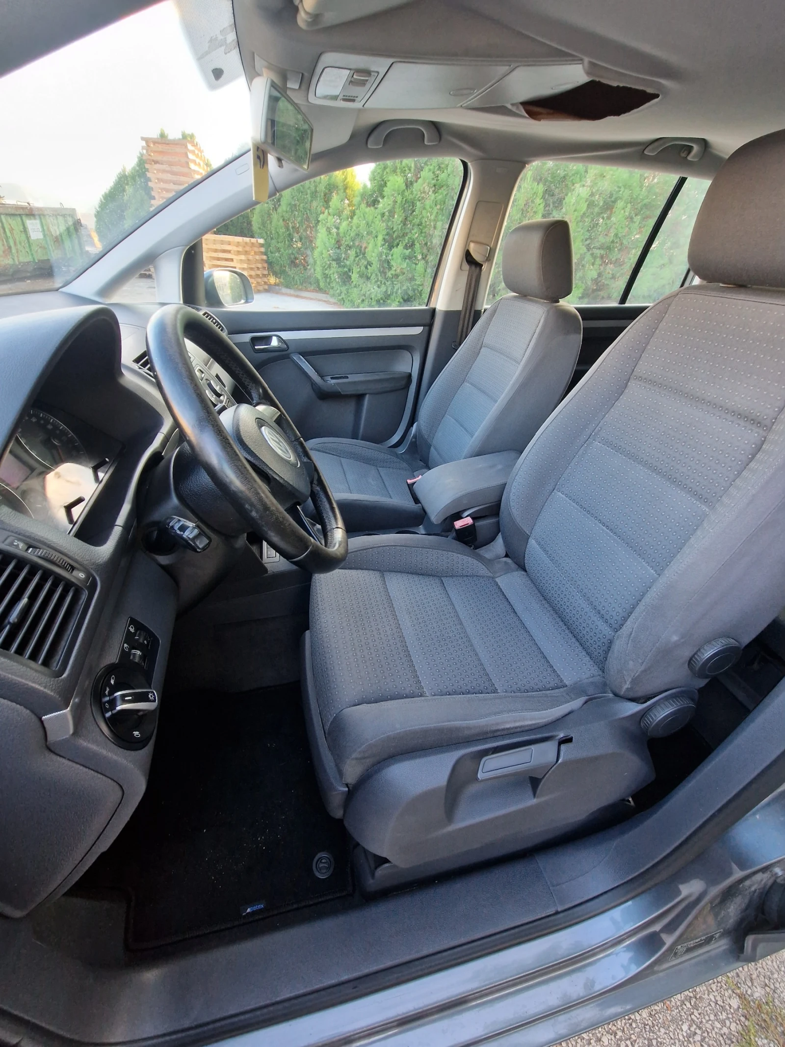 VW Touran 1.9/TDI 7местен.Нави. - изображение 10