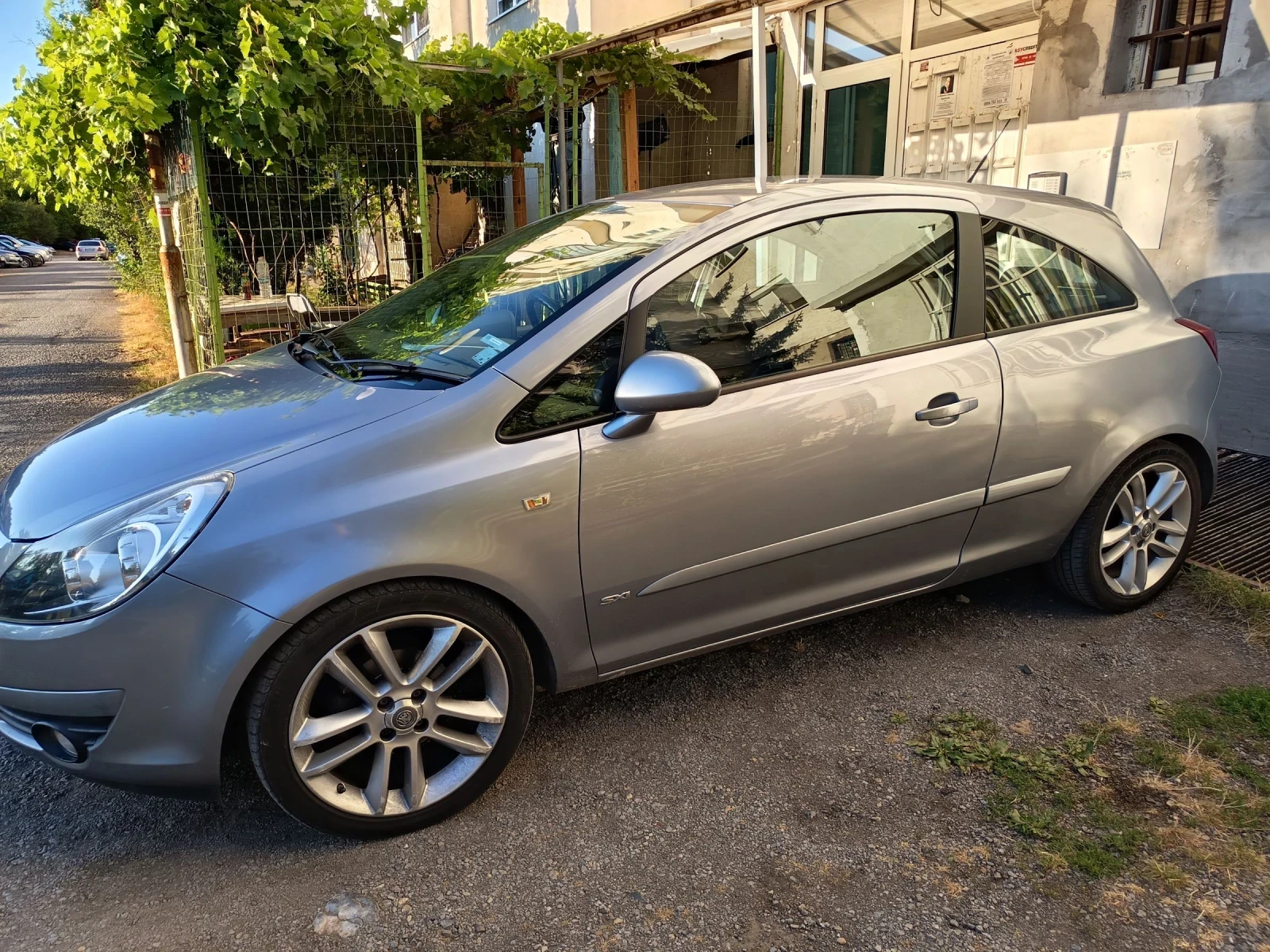 Opel Corsa D 1.4 Верига Sport ДЕСЕН ВОЛАН - изображение 8