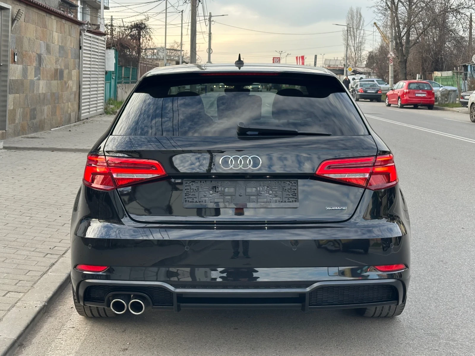 Audi A3 2.0tsi-Quattro-Sportback-S-Line - изображение 4