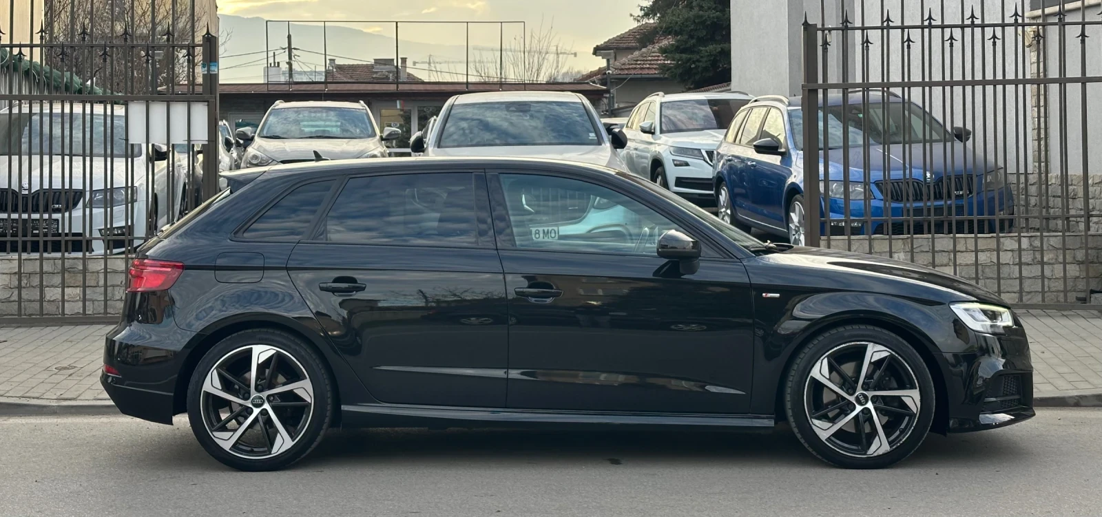 Audi A3 2.0tsi-Quattro-Sportback-S-Line - изображение 2