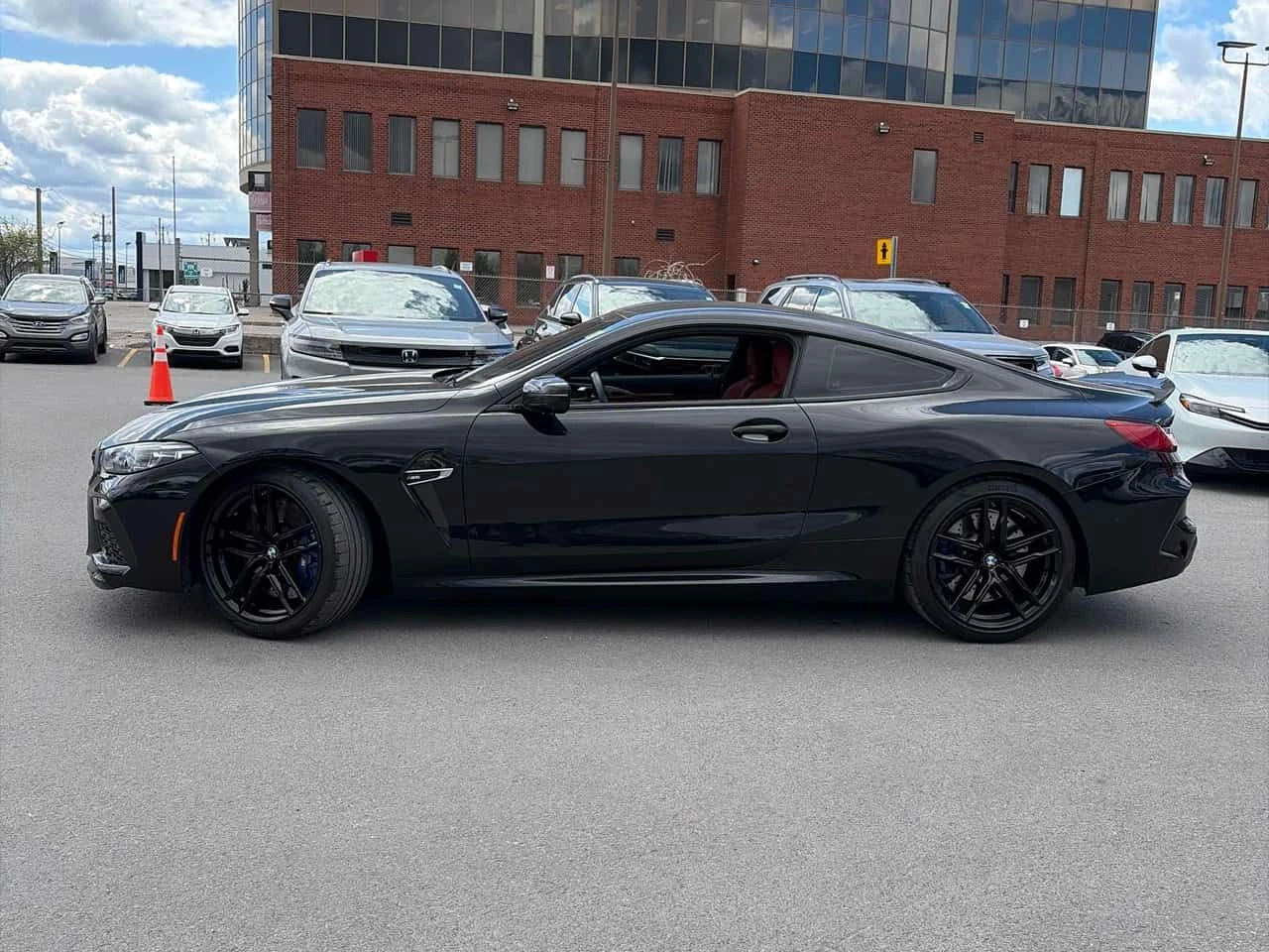 BMW M8 * Coupe * 2 КЛЮЧА* ПОДРЕВ* KEYLESS* , снимка 2 - Автомобили и джипове - 54497604