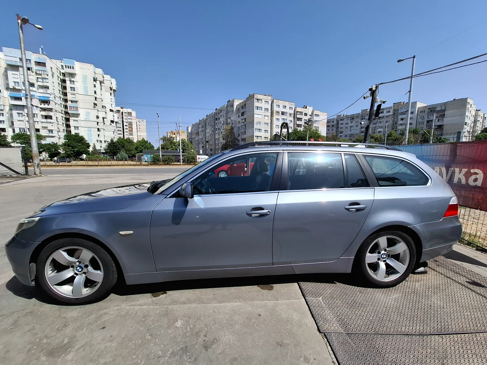 BMW 525 D e61, снимка 2 - Автомобили и джипове - 54569876