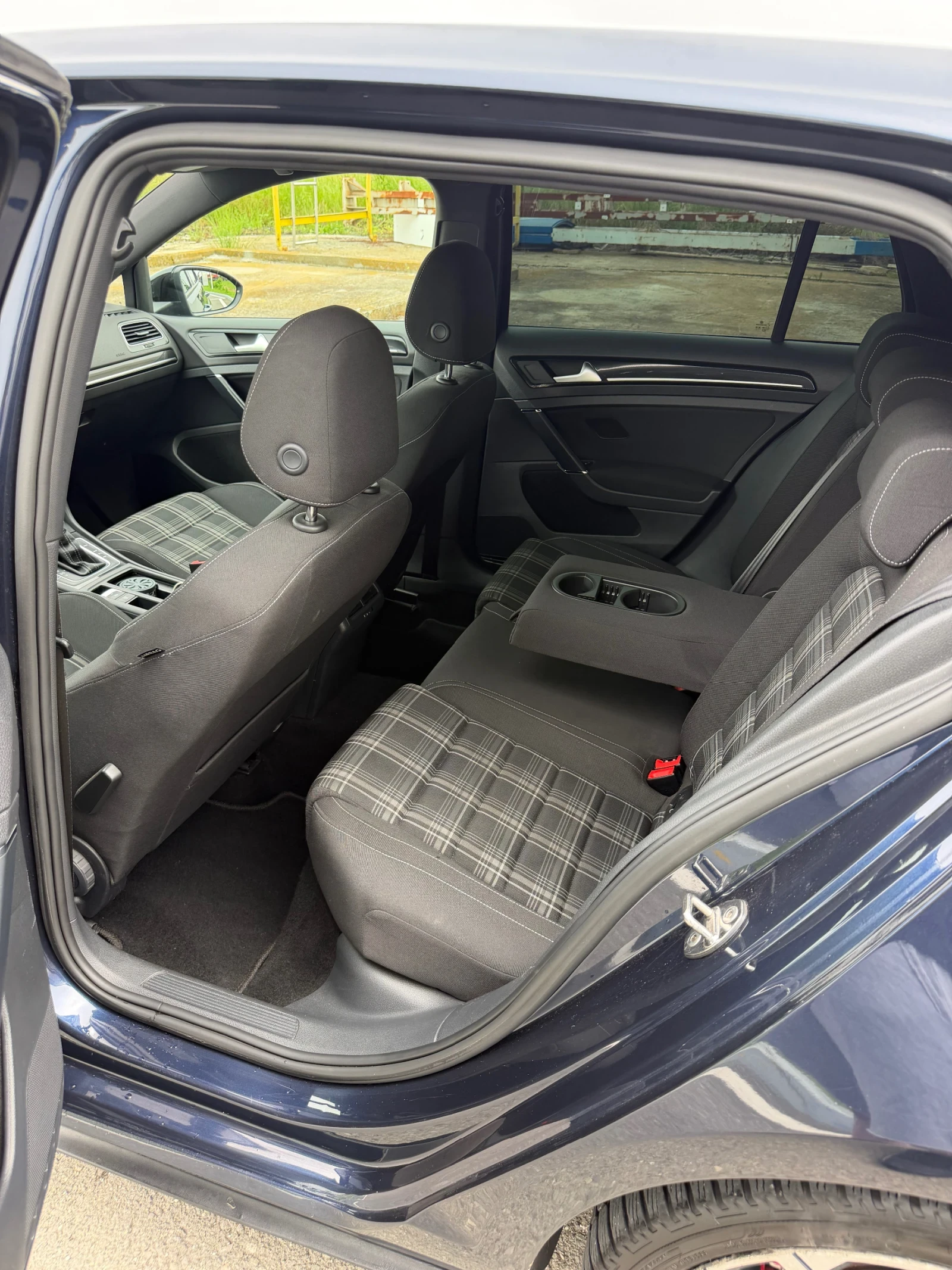 VW Golf, снимка 8 - Автомобили и джипове - 54792168