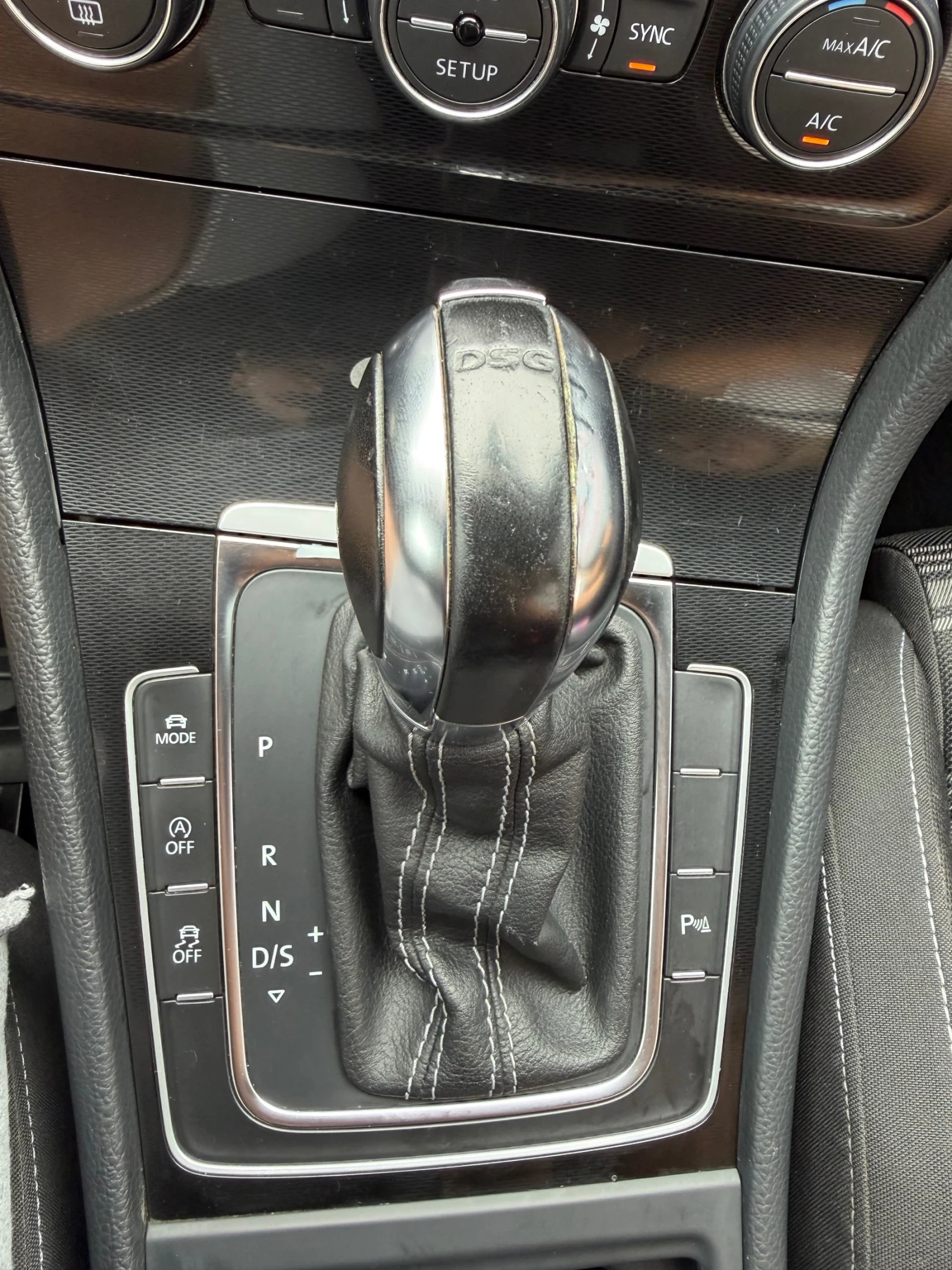VW Golf, снимка 6 - Автомобили и джипове - 54792168
