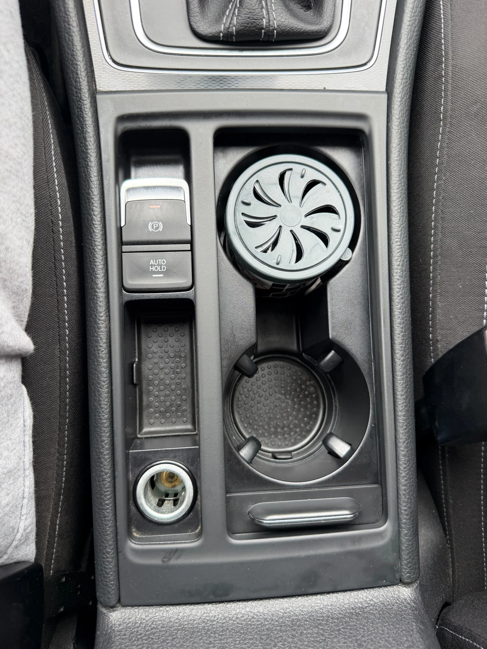 VW Golf, снимка 14 - Автомобили и джипове - 54792168