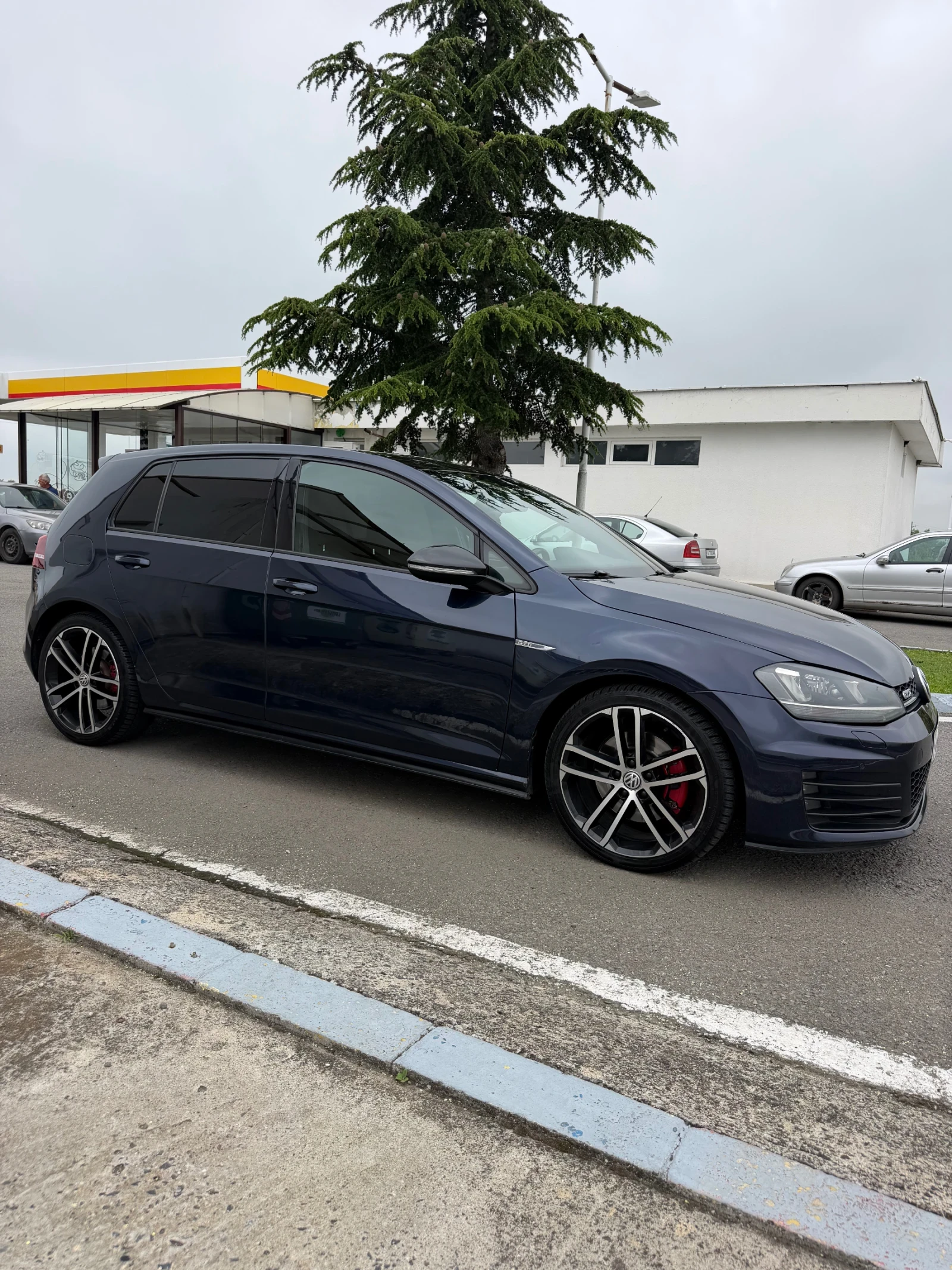 VW Golf, снимка 2 - Автомобили и джипове - 54792168