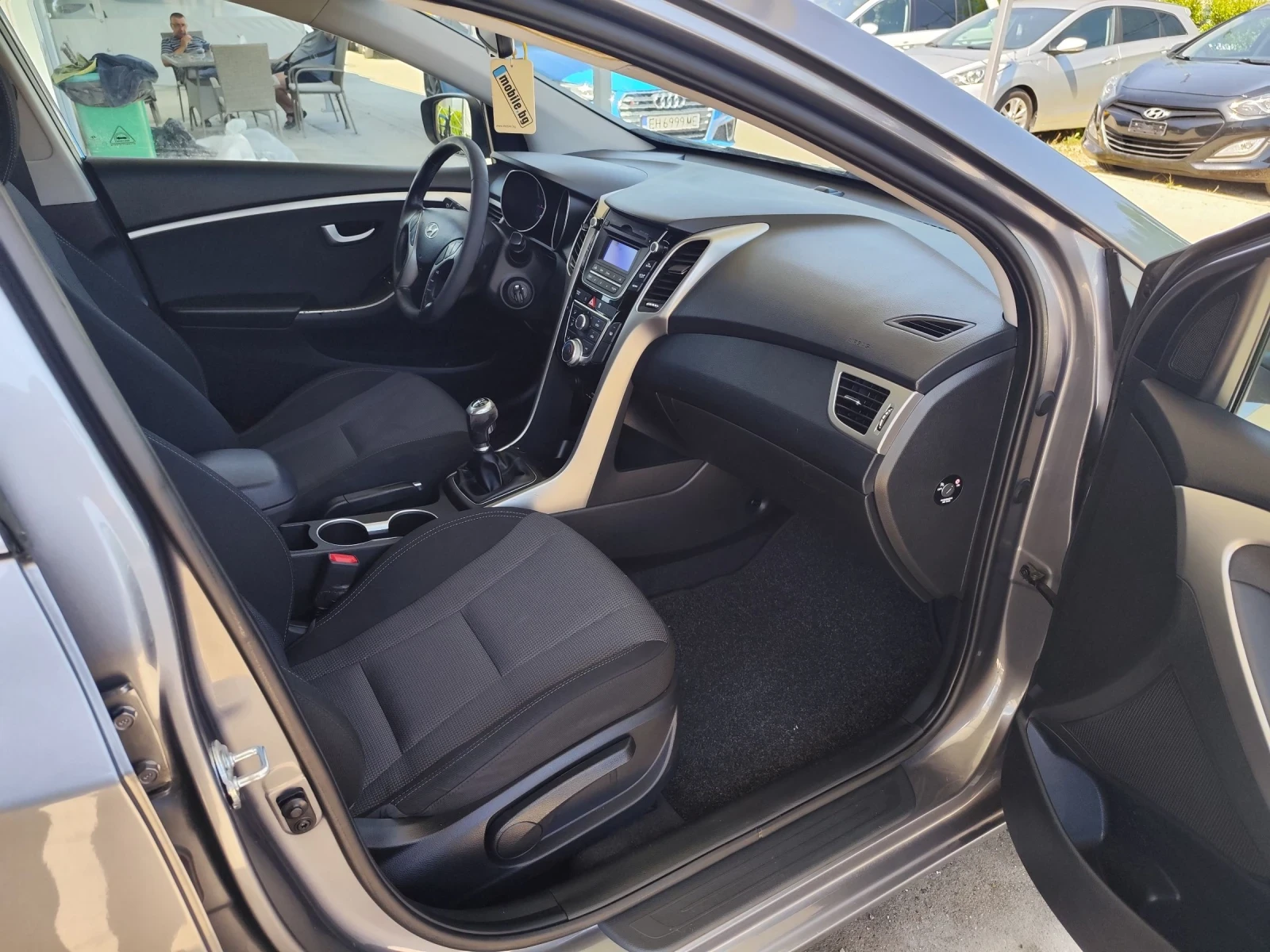 Hyundai I30 1.4 Швейцария; 6-степенна кутия, снимка 16 - Автомобили и джипове - 54962492