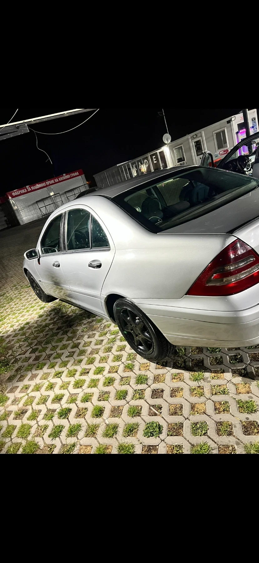 Mercedes-Benz C 200, снимка 3 - Автомобили и джипове - 55076335
