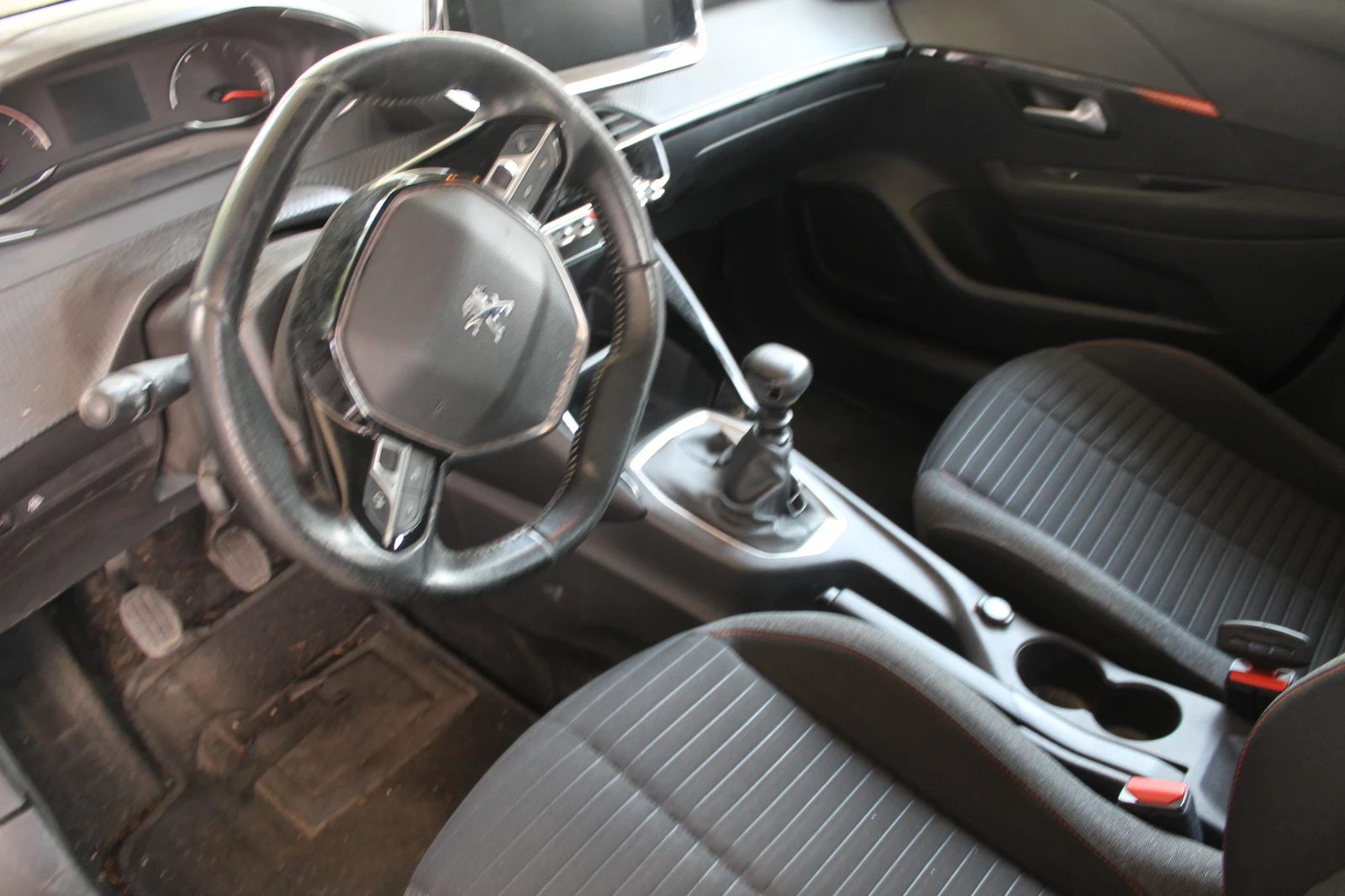 Peugeot 208 НА ЧАСТИ, НОВ ВНОС ИТАЛИЯ, снимка 10 - Автомобили и джипове - 55133428