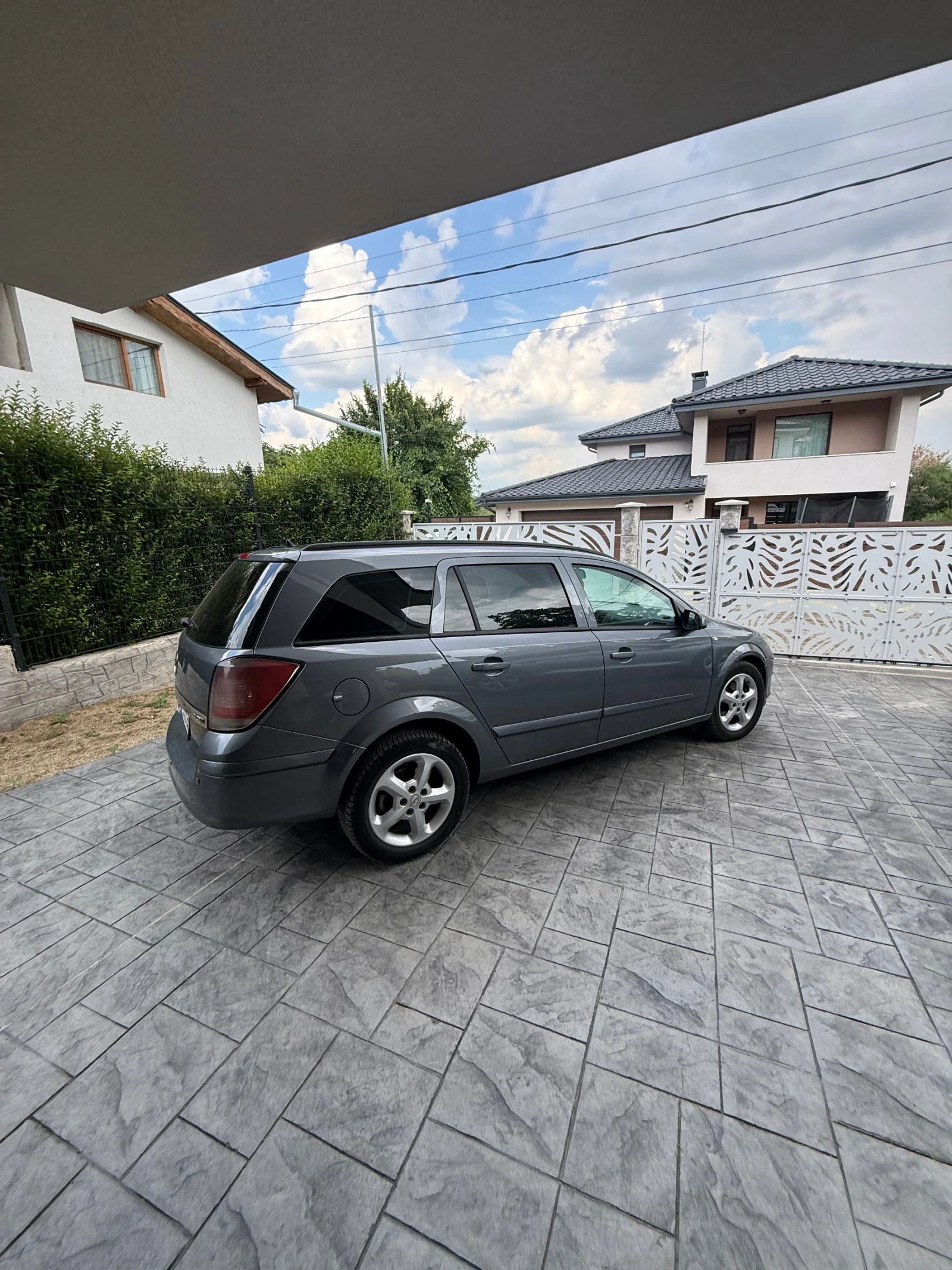 Opel Astra Комби, снимка 5 - Автомобили и джипове - 55148103