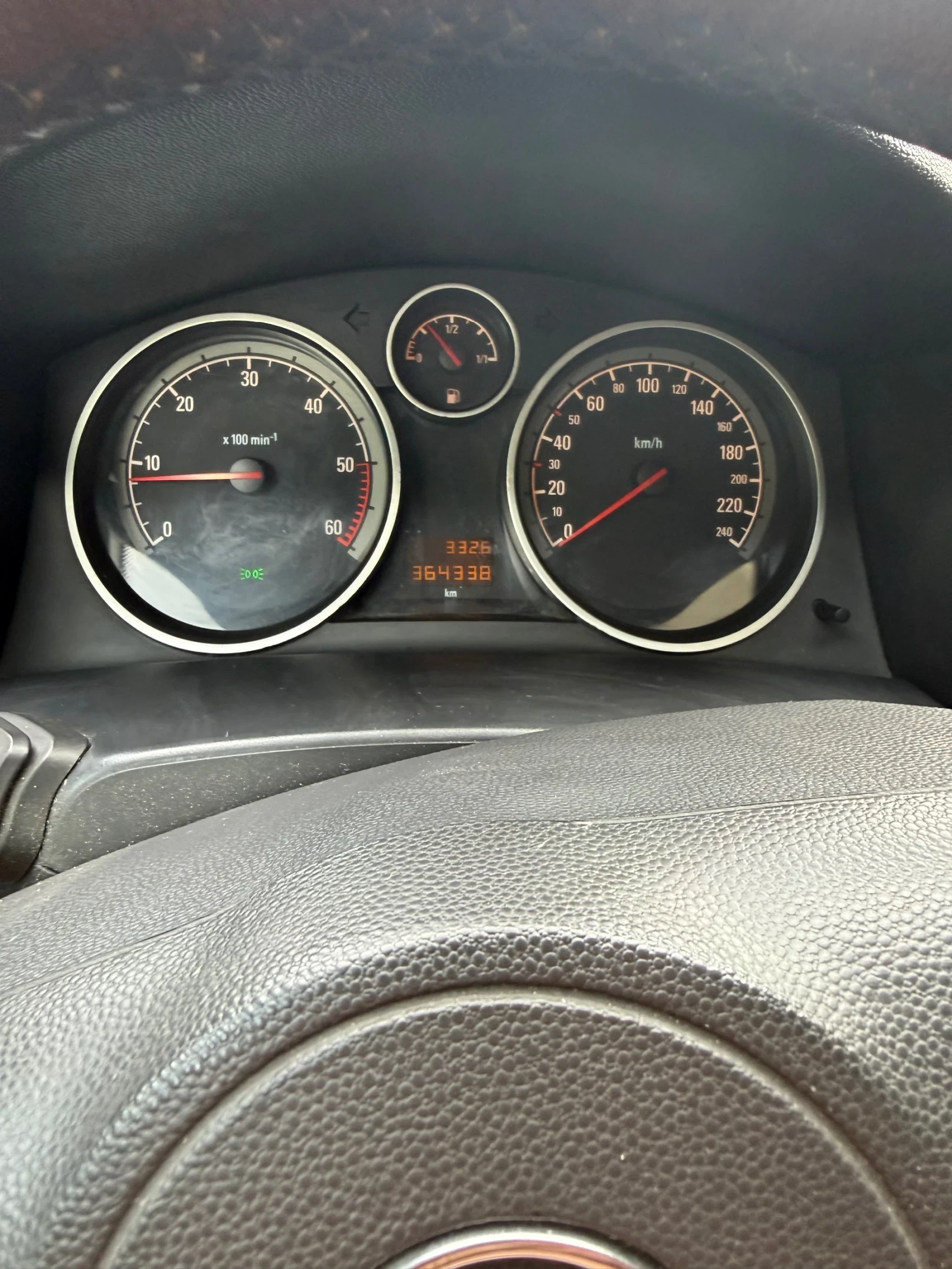 Opel Astra Комби, снимка 9 - Автомобили и джипове - 55148103