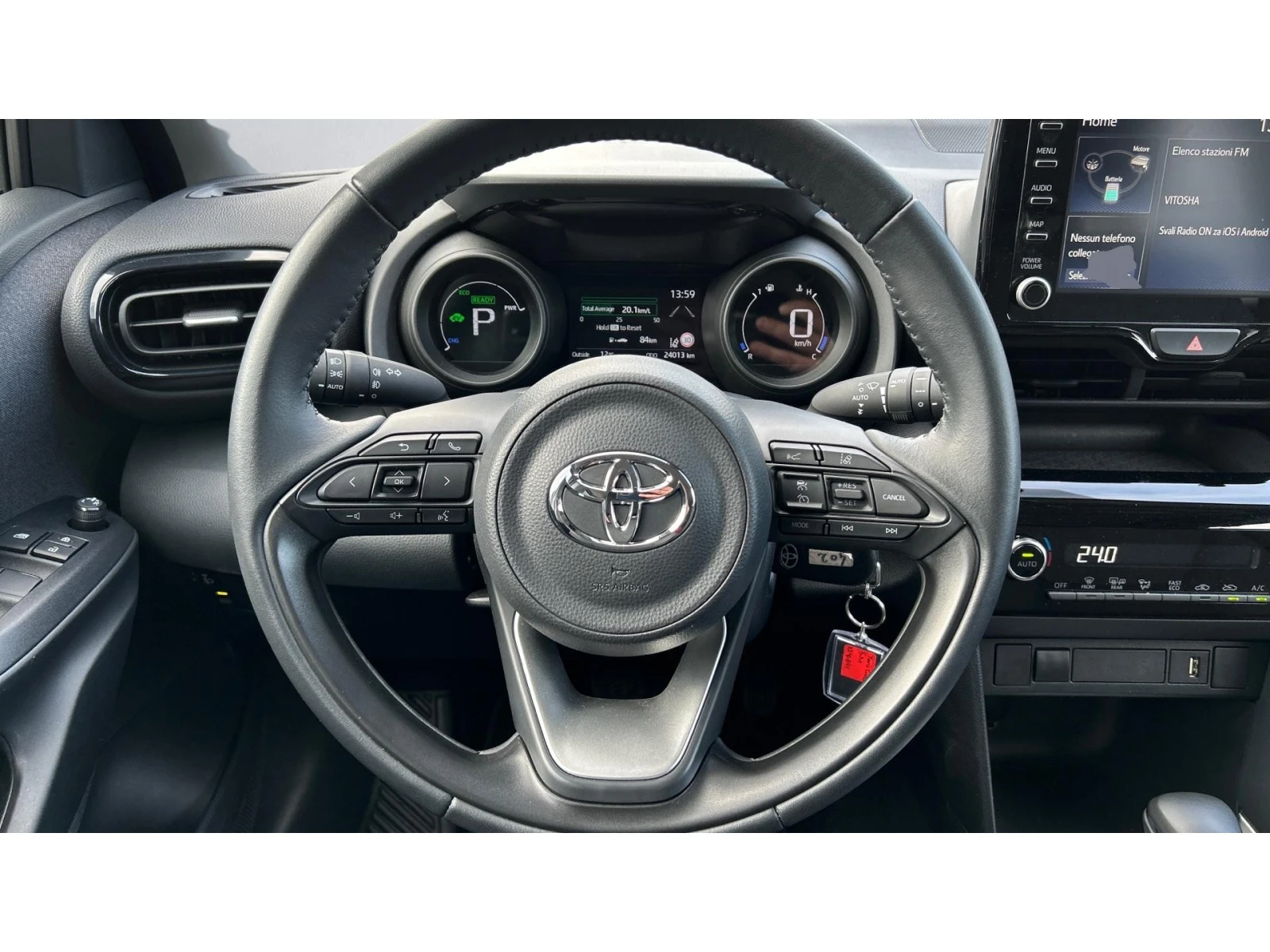 Toyota Yaris Cross Месечна вноска от 285  , снимка 13 - Автомобили и джипове - 55176440
