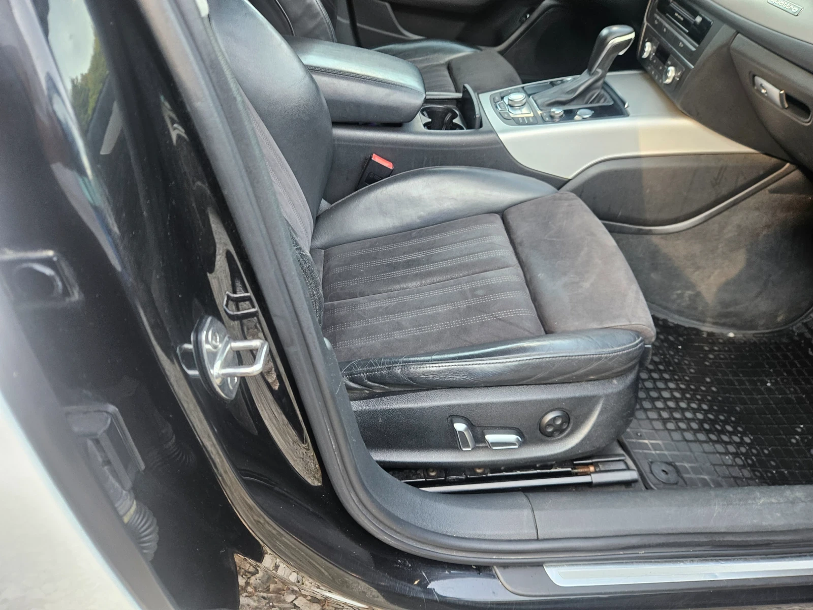 Audi A6 3.0 245 кс 4x4, снимка 11 - Автомобили и джипове - 55179712