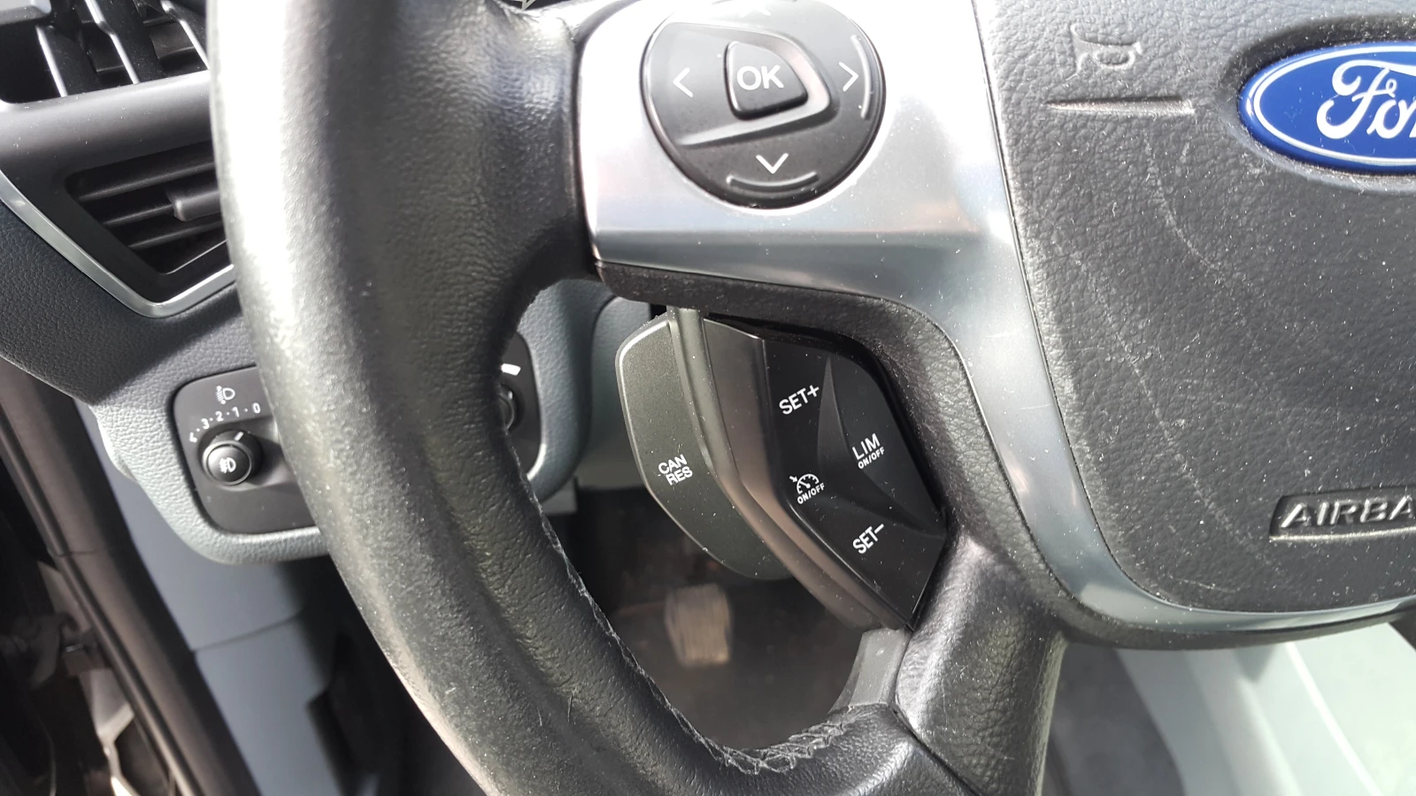 Ford Grand C-Max 7места Titanium, снимка 10 - Автомобили и джипове - 55412074