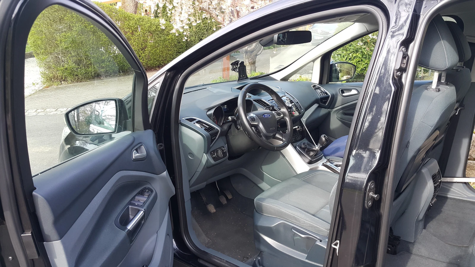 Ford Grand C-Max 7места Titanium, снимка 4 - Автомобили и джипове - 55412074