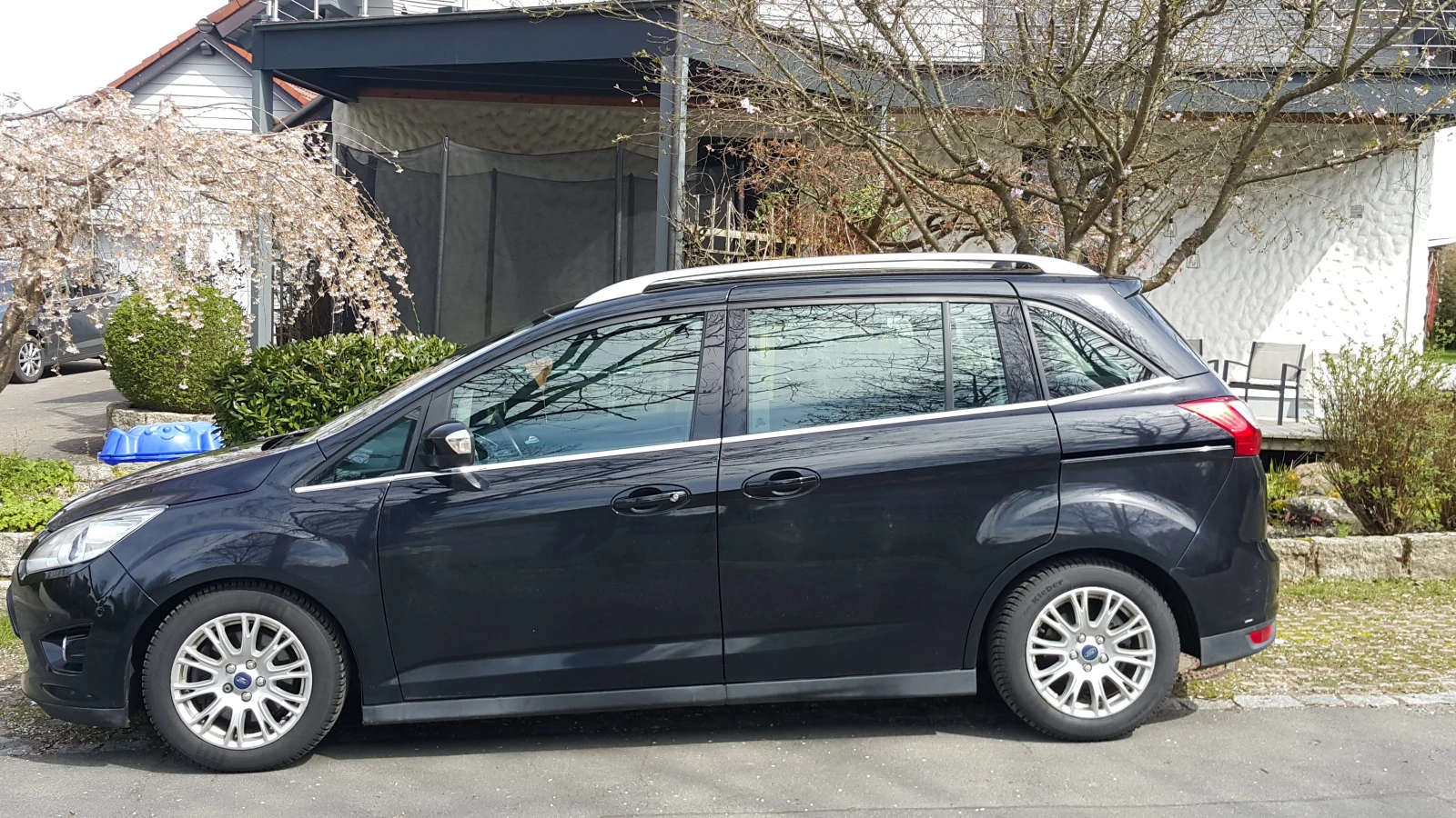 Ford Grand C-Max 7места Titanium, снимка 2 - Автомобили и джипове - 55412074