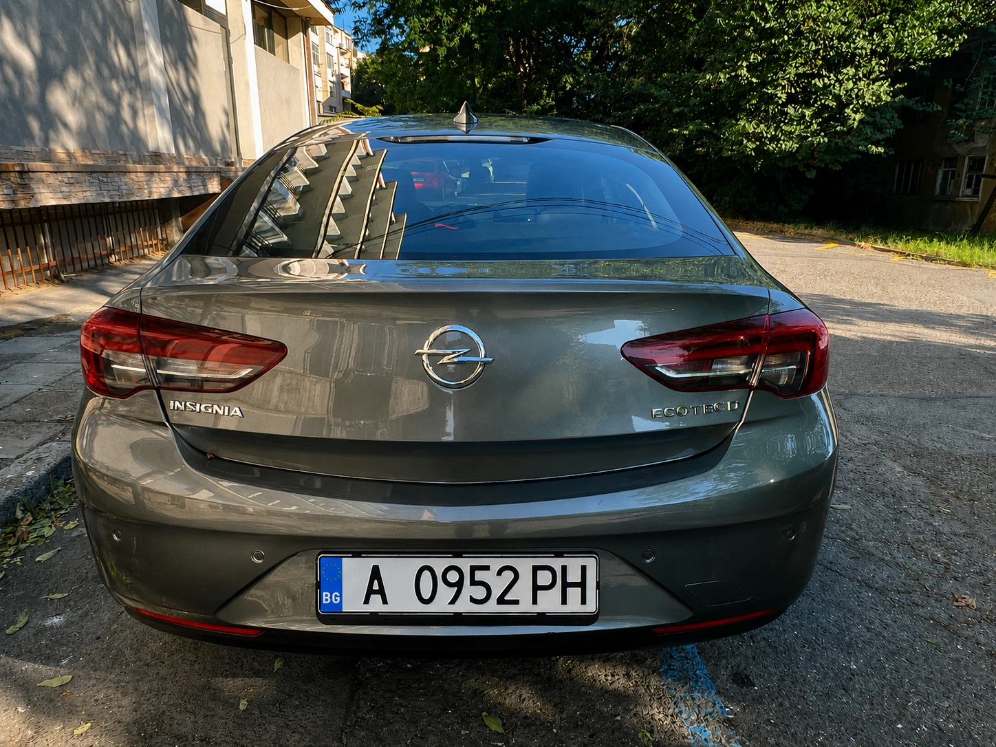 Opel Insignia, снимка 6 - Автомобили и джипове - 55468140