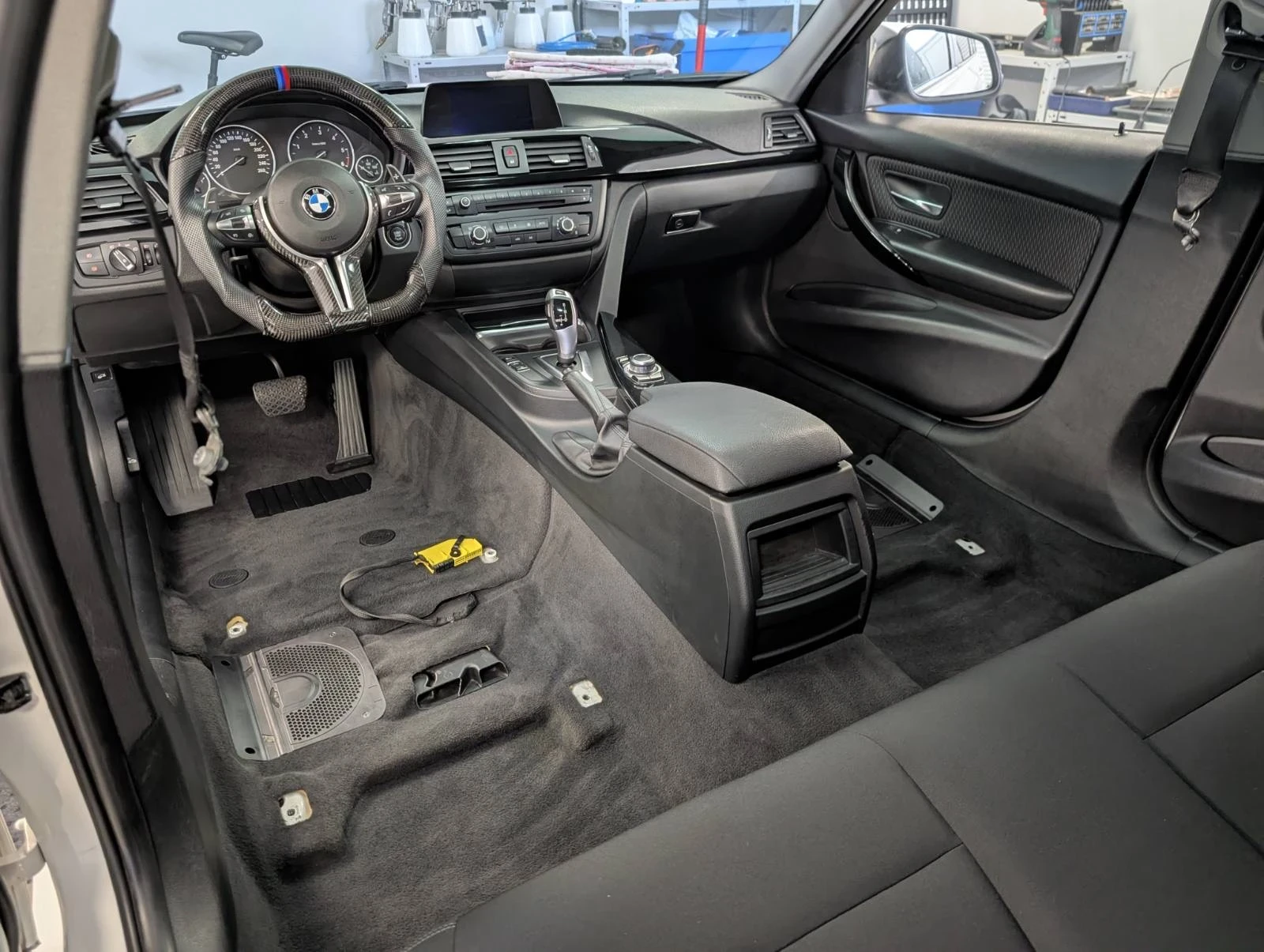 BMW 320 BMW 320D САМО НА ЗАДНО Сменени Вериги , снимка 12 - Автомобили и джипове - 56085800