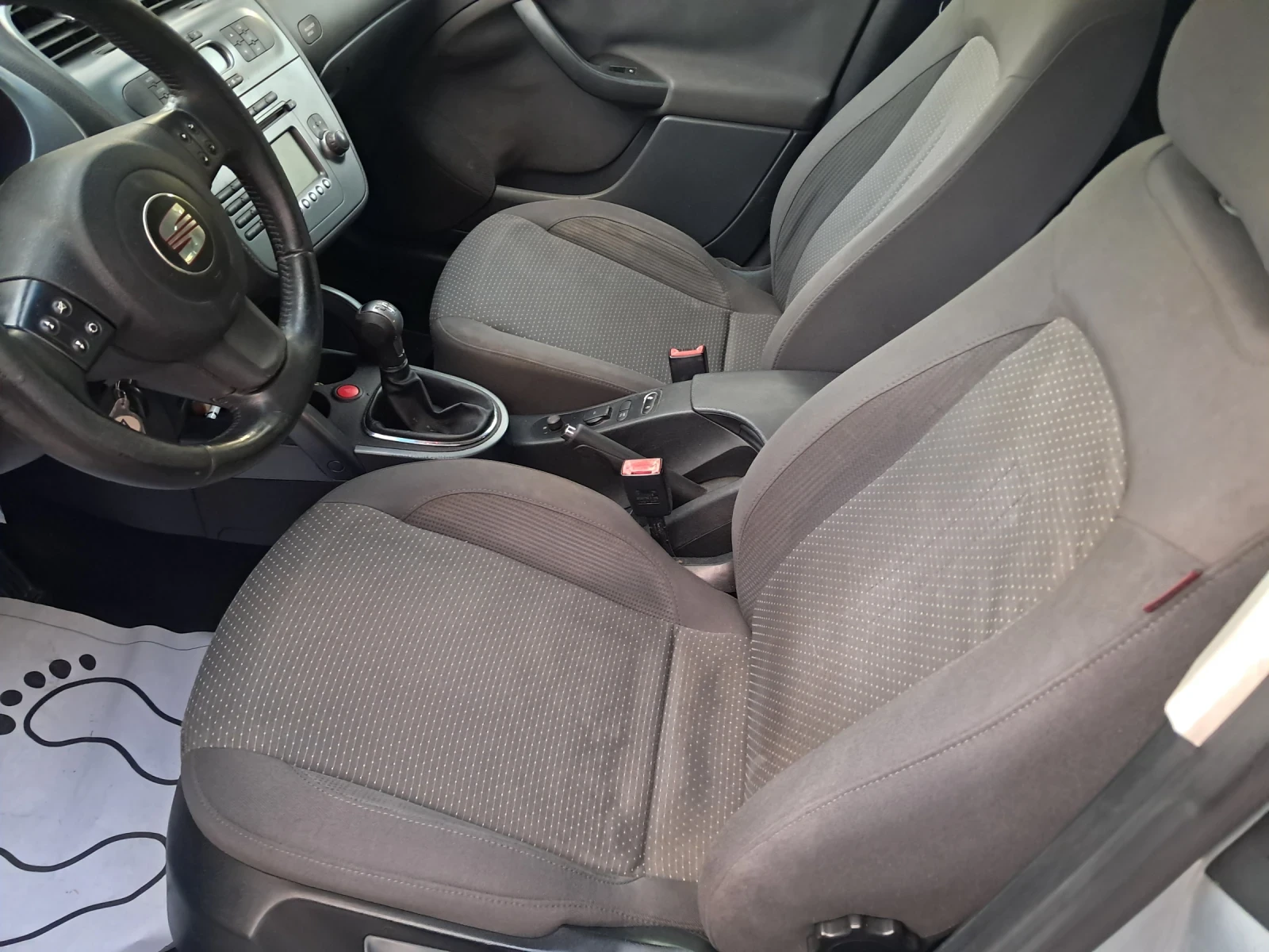 Seat Altea 1.9 XL 105 ks, снимка 8 - Автомобили и джипове - 56333748