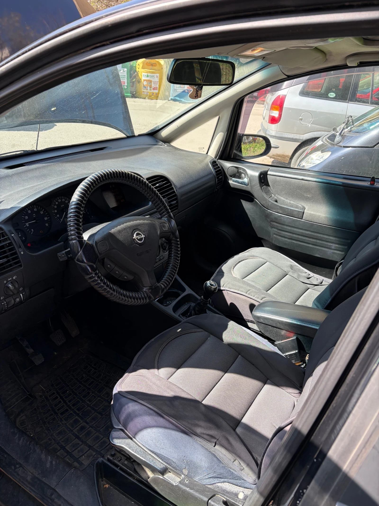 Opel Zafira, снимка 7 - Автомобили и джипове - 56351443