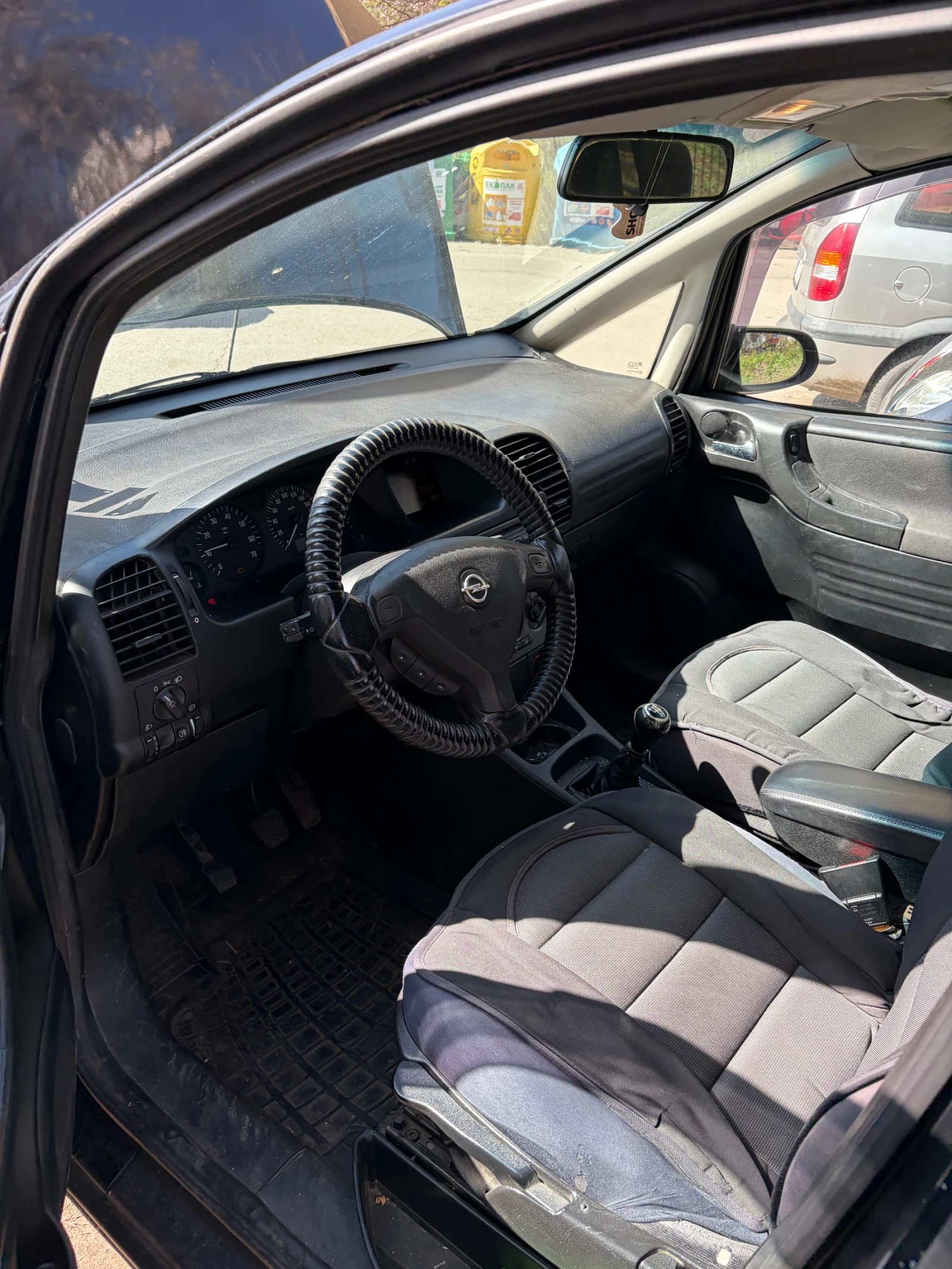 Opel Zafira, снимка 8 - Автомобили и джипове - 56351443