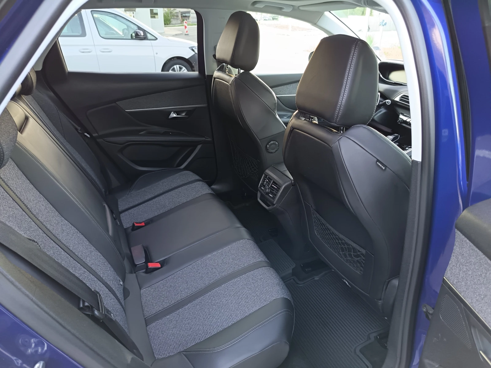 Peugeot 3008 1.2 PureTech Allure | Mobile.bg � ����������� 14