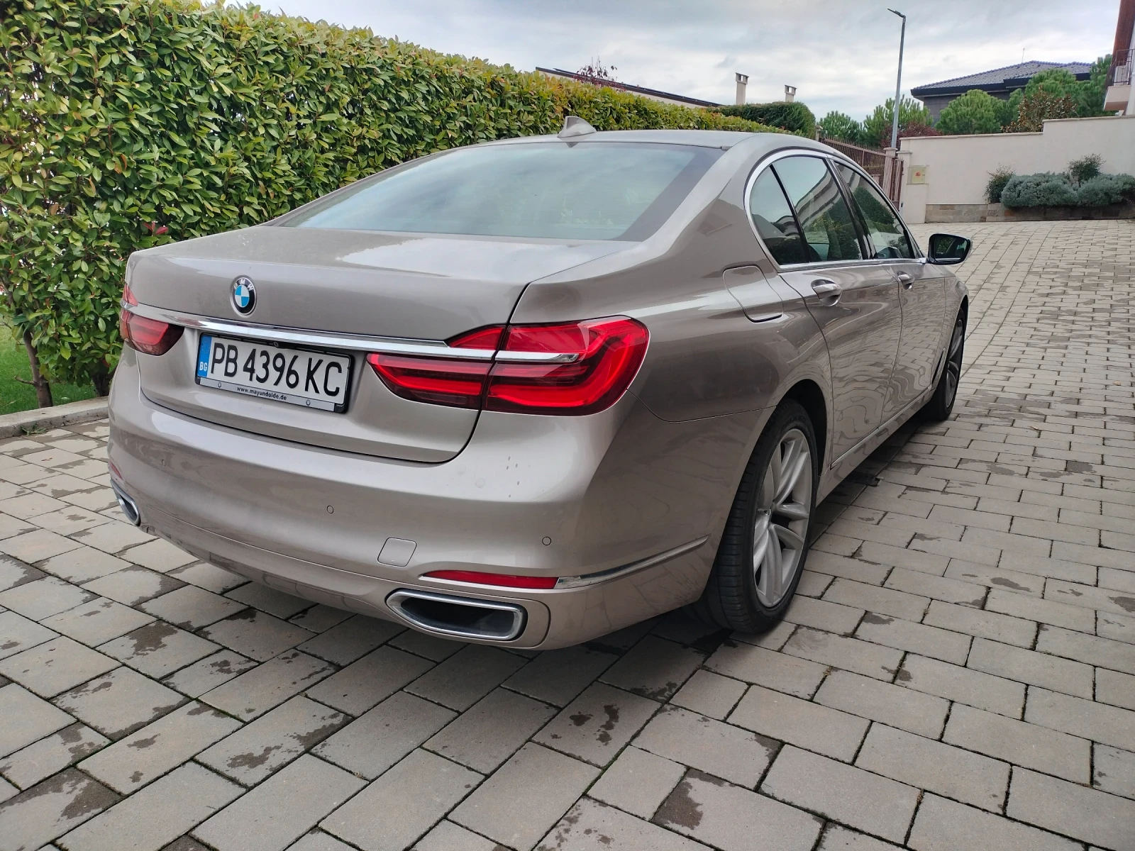 BMW 730 3.0 Хdrive, снимка 8 - Автомобили и джипове - 56522656