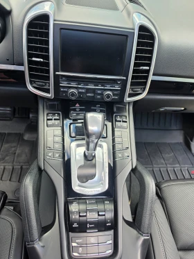 Porsche Cayenne Platinum Edition, снимка 12