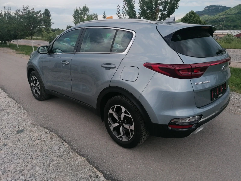 Kia Sportage Hibrid, снимка 4 - Автомобили и джипове - 49191316