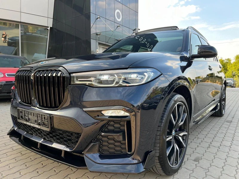 BMW X7  Keyless Carplay Kам.360 Панорaмa, снимка 2 - Автомобили и джипове - 47216702