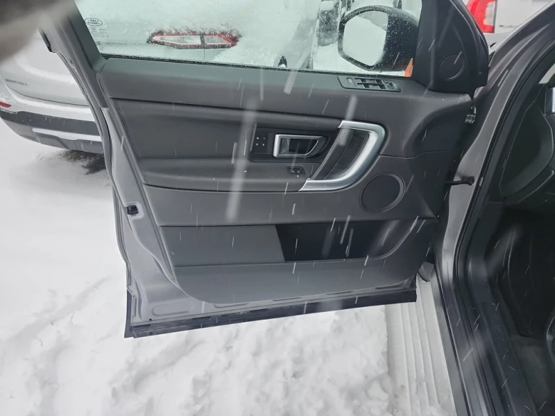 Land Rover Discovery Sport * HSE * CARFAX * ЦЕНА ДО БГ, снимка 7 - Автомобили и джипове - 52791821