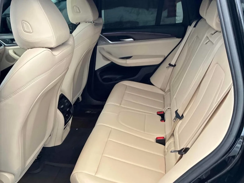 BMW X3 2018 XDRIVE30I * ДИСТОРНИК* 360* ПРЕДСТАВИТЕЛСТВО*, снимка 13 - Автомобили и джипове - 53130860