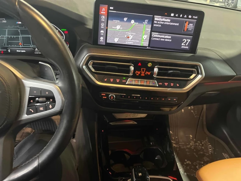 BMW X3 * xDrive30i * CARFAX * ПОДГРЕВ НА ВОЛАНА* ПАНОРАМА, снимка 9 - Автомобили и джипове - 53255207