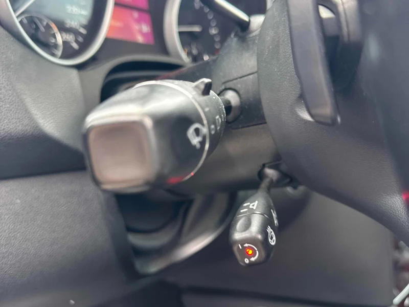 Mercedes-Benz ML 350 BlueTec * * Камера * * Подгреви * * Черен салон * , снимка 10 - Автомобили и джипове - 53344823