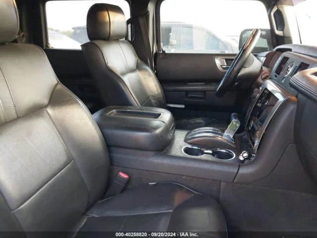 Hummer H2 SUV 6.2 6-степенен автомат, снимка 8 - Автомобили и джипове - 47448057