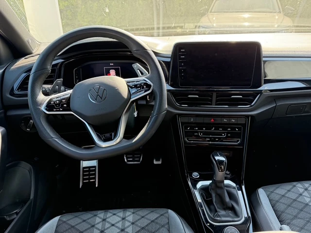 VW T-Roc R-line 4 Motion 2, O TDI 150 k.c DSG - изображение 8