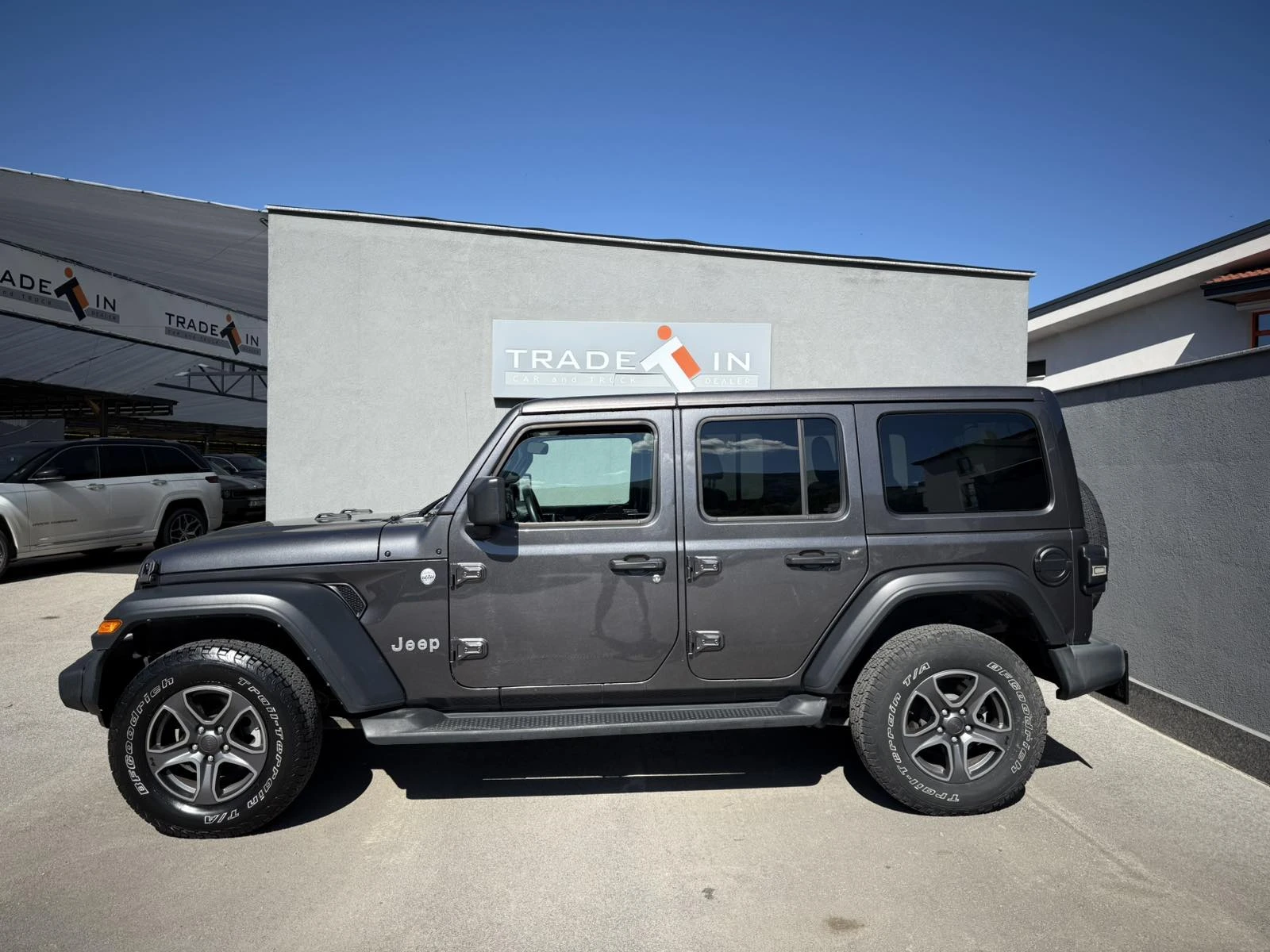 Jeep Wrangler UNLIMITED SPORT 2.0L - изображение 7