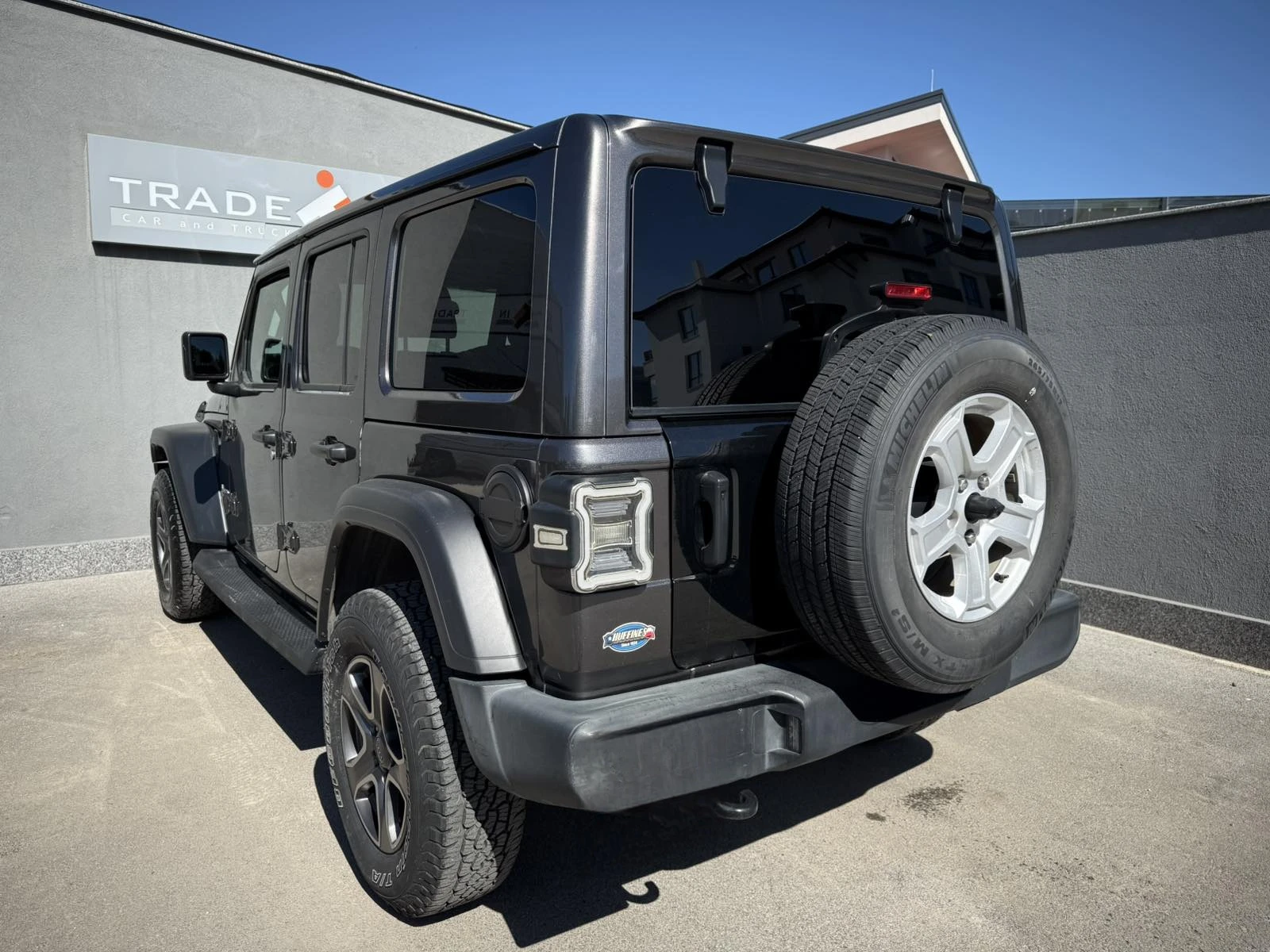 Jeep Wrangler UNLIMITED SPORT 2.0L - изображение 6