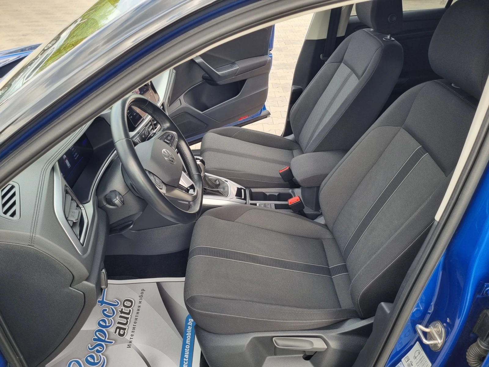 VW T-Roc 1.5TSi-DSG 2023г.-84, 000км - изображение 8