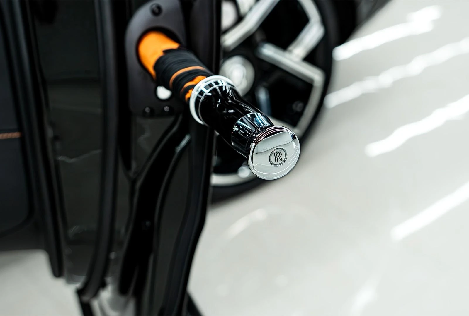 Rolls-Royce Cullinan BLACK BADGE/FACELIFT/SHOOTING STAR/BESPOKE/ - изображение 7