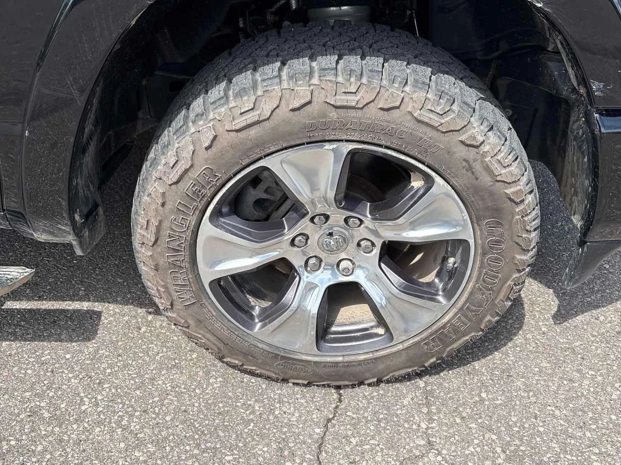 Dodge RAM 1500 | Laramie | ПАНОРАМА | ДВА КЛЮЧА | CARFAX | , снимка 7 - Автомобили и джипове - 54598865