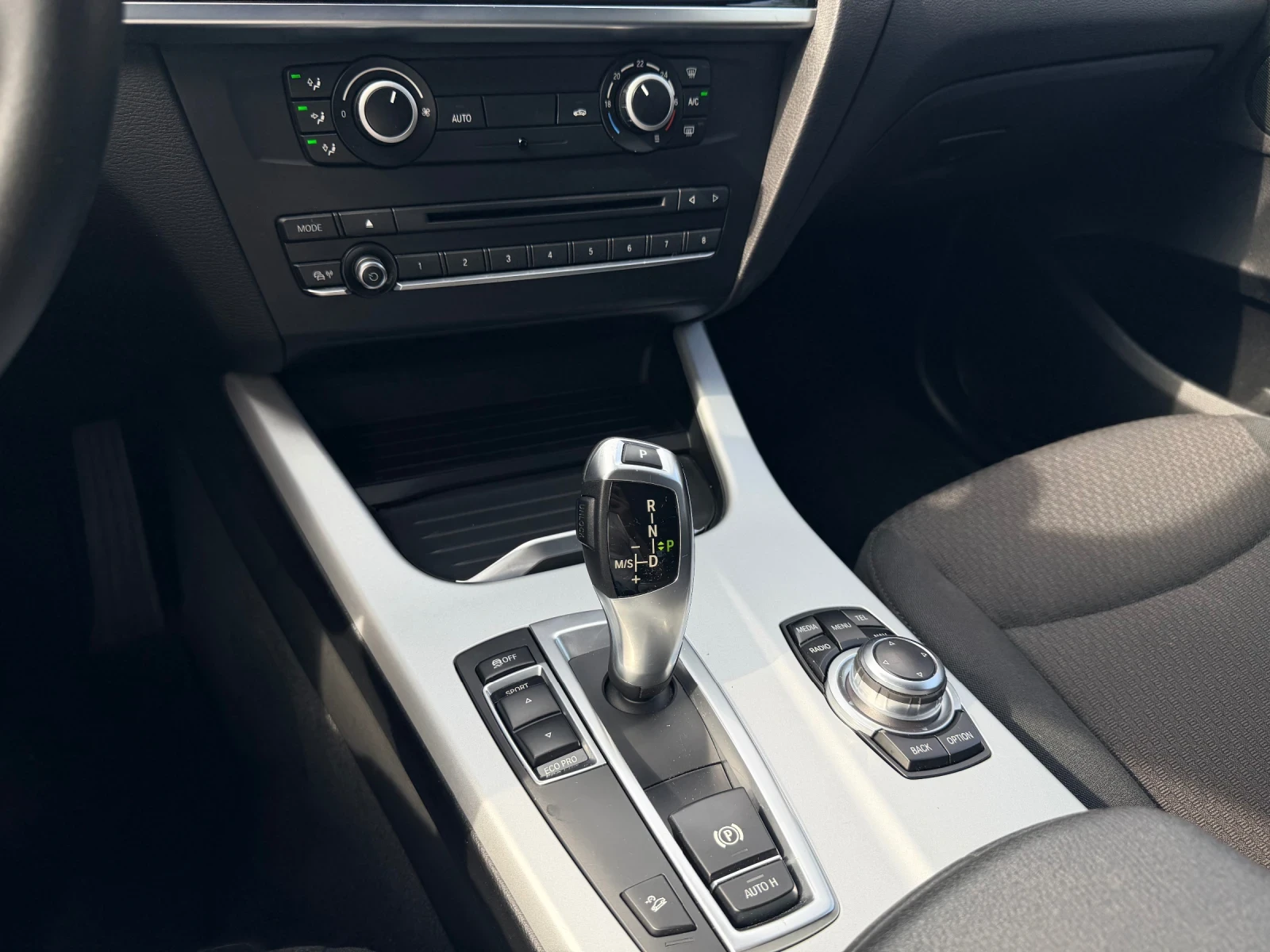 BMW X3 xDrive 20d Steptronic PANO LED NAVI Climatronic, снимка 15 - Автомобили и джипове - 55103630