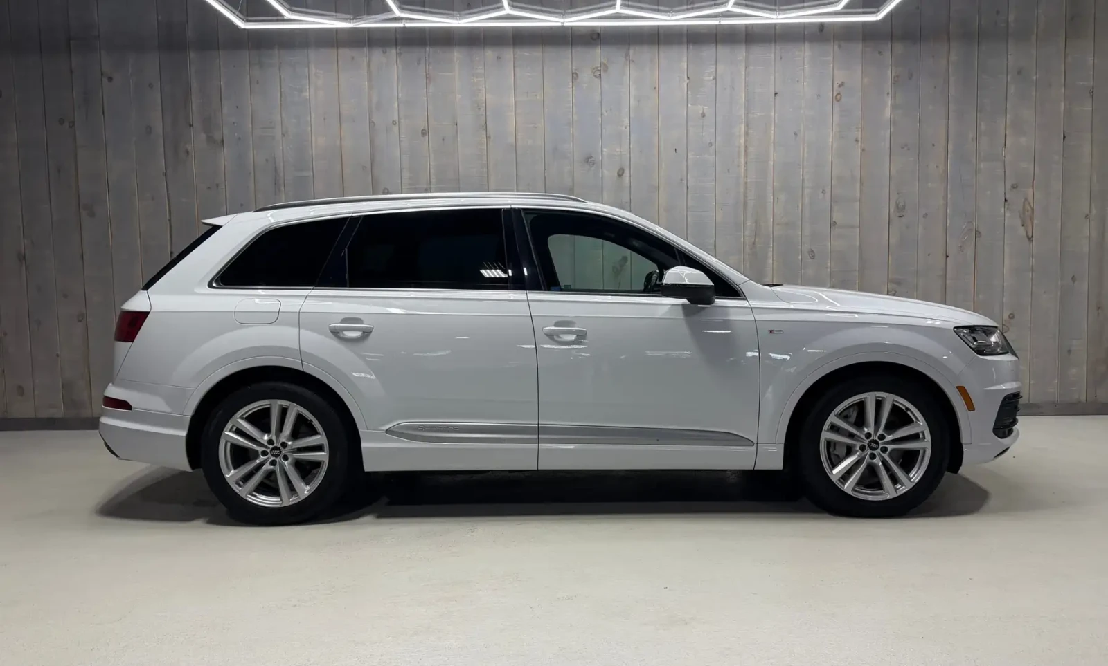 Audi Q7 TECHNIK 3.0T QUATTRO FULLY LOADED, снимка 2 - Автомобили и джипове - 55799782