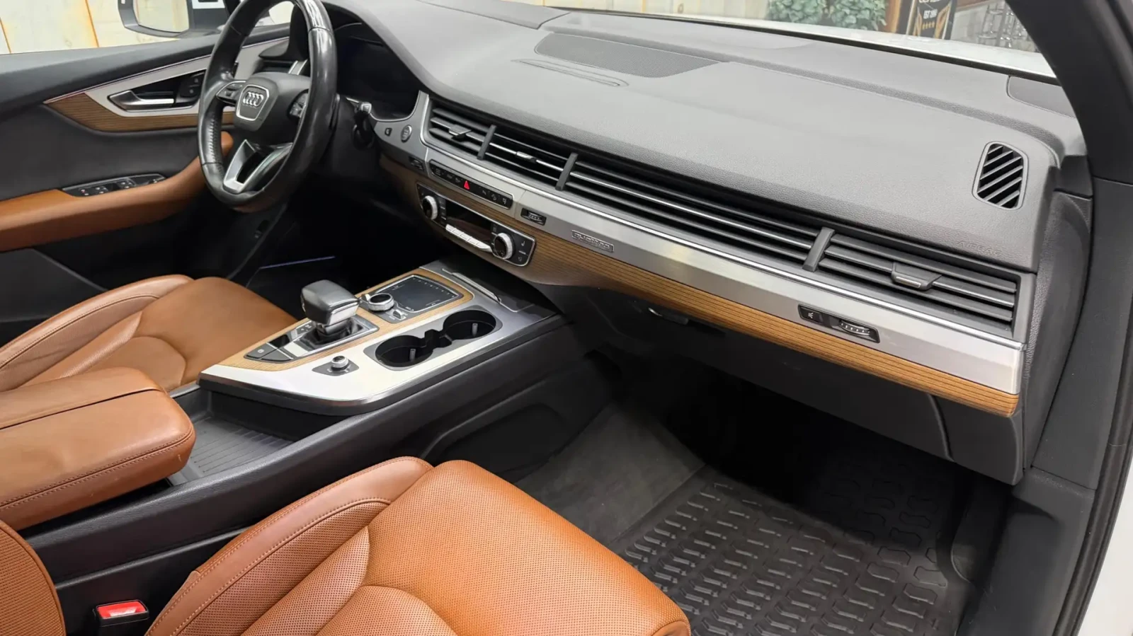 Audi Q7 TECHNIK 3.0T QUATTRO FULLY LOADED, снимка 13 - Автомобили и джипове - 55799782