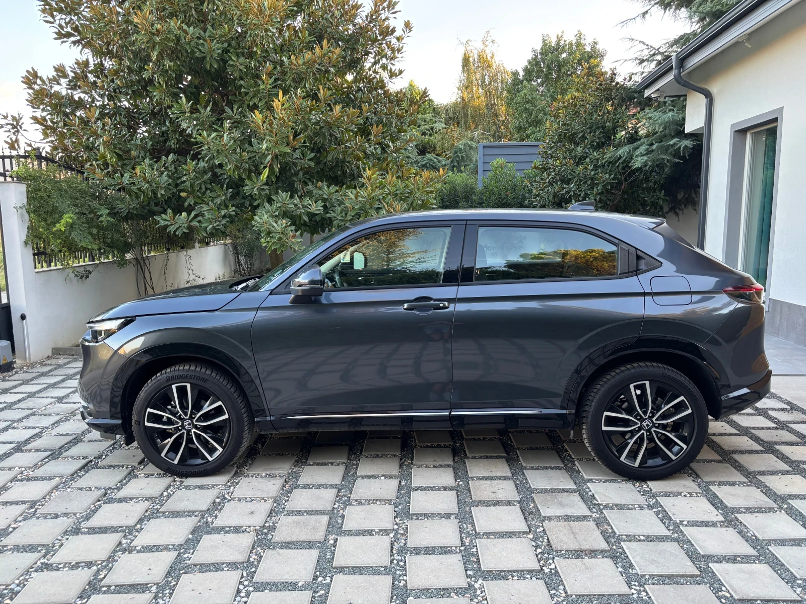 Honda Hr-v 1.5i hybrid 131 kc.advance, снимка 7 - Автомобили и джипове - 55957866