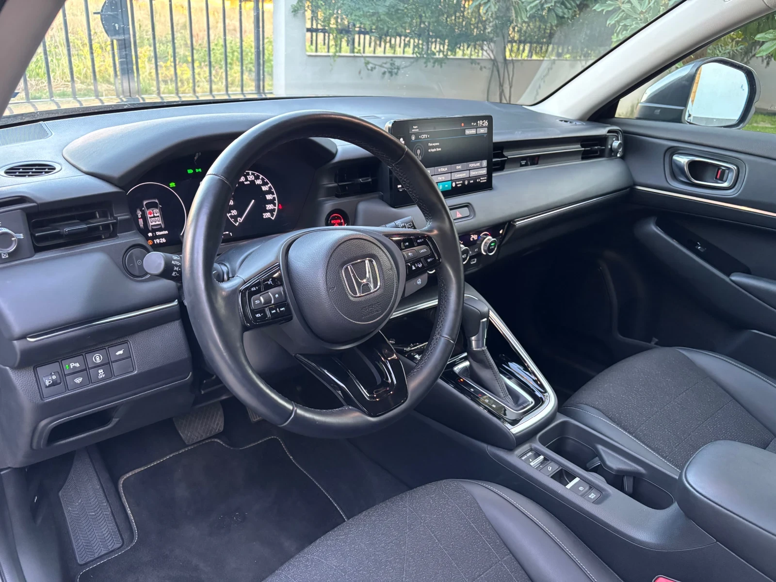 Honda Hr-v 1.5i hybrid 131 kc.advance, снимка 8 - Автомобили и джипове - 55957866