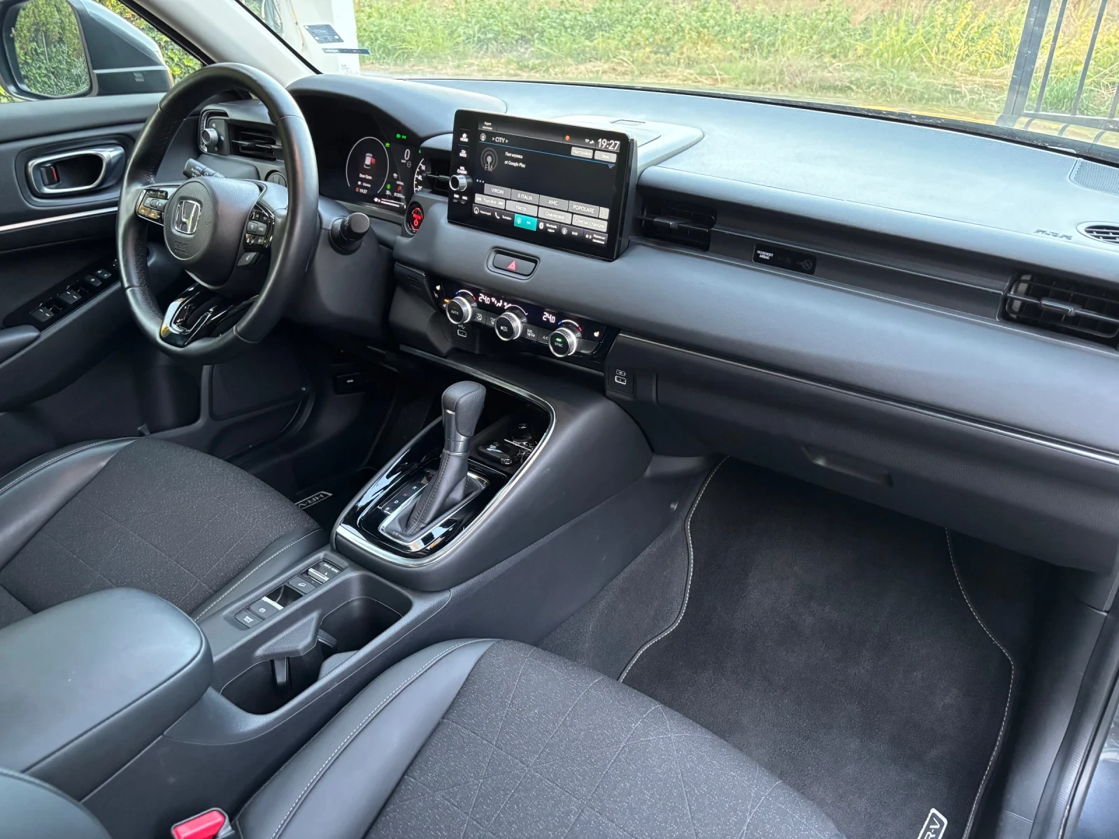 Honda Hr-v 1.5i hybrid 131 kc.advance, снимка 9 - Автомобили и джипове - 55957866