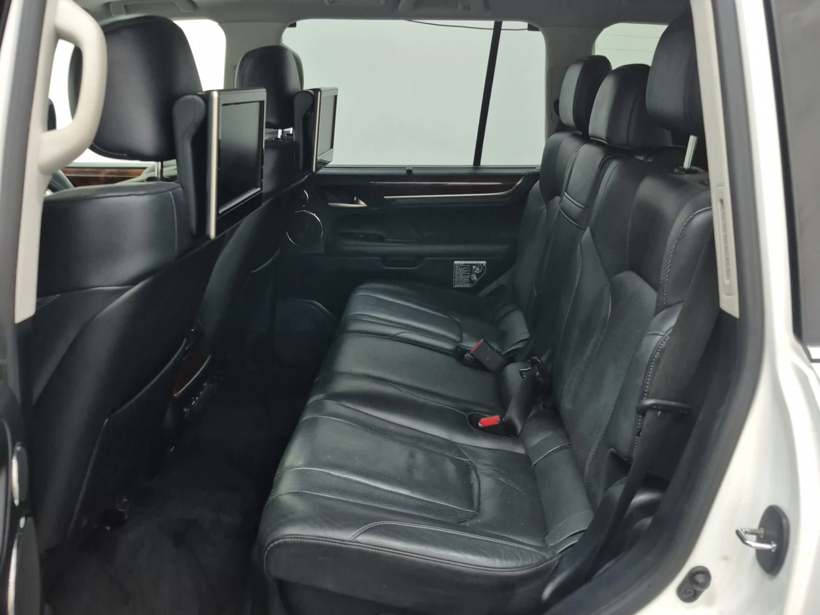 Lexus LX 5.7L  EXECUTIVE / CARFAX / 2 ����� / ���������  | Mobile.bg � ����������� 12